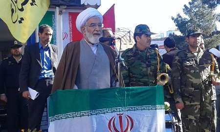 امام جمعه گناباد: اتحاد و پیروی از ولایت عوامل حفظ اقتدار نظام است