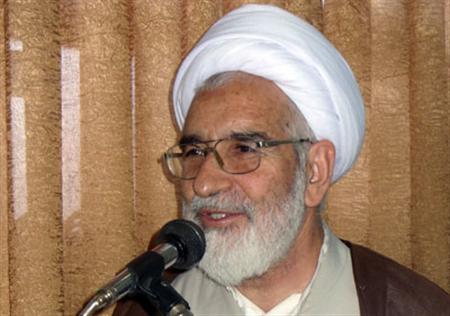 امام جمعه گناباد به سوگ نشست