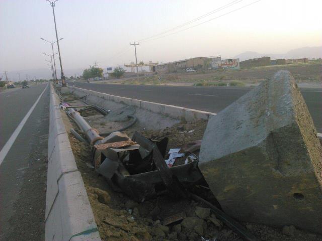 سقوط تیر روشنایی در ورودی گناباد